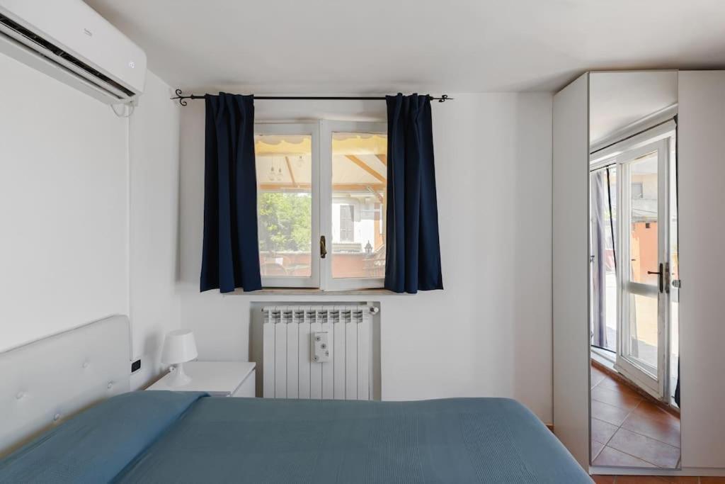 Penthouse With Jacuzzi On Private Terrace In Trastevere Róma Kültér fotó