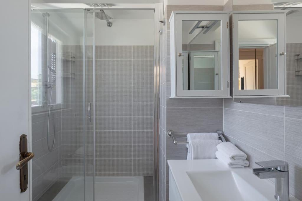Penthouse With Jacuzzi On Private Terrace In Trastevere Róma Kültér fotó